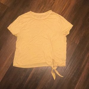 super cute yellow & white striped top!